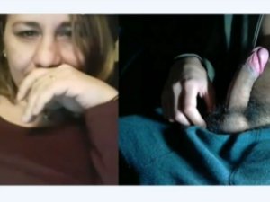 Maduras viendo porno en webcam Madre Mirando En Webcam La Paja Del Amigo De Su Hijo