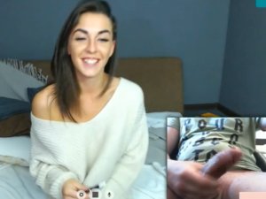 Image Chico Haciendose una Paja en Chat con la Novia de su Amigo